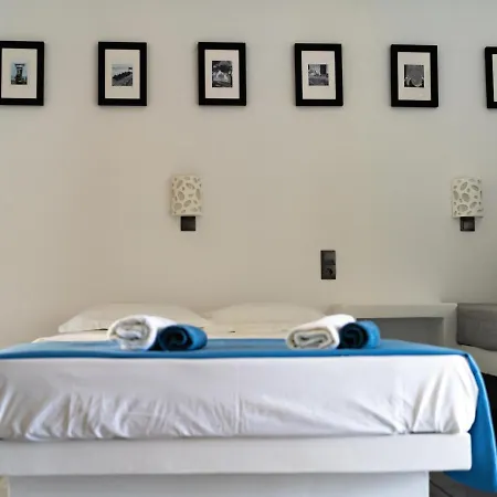 Pavezzo 4* Chora (Ios)