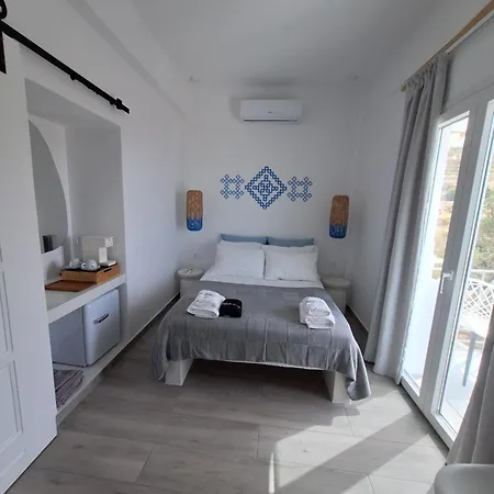 Pavezzo 4* Chora (Ios)