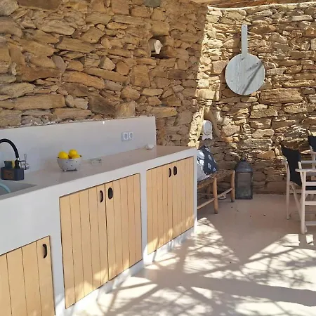 Pavezzo 4* Chora (Ios)