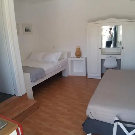 Hotel apartamentowy Pavezzo Ios