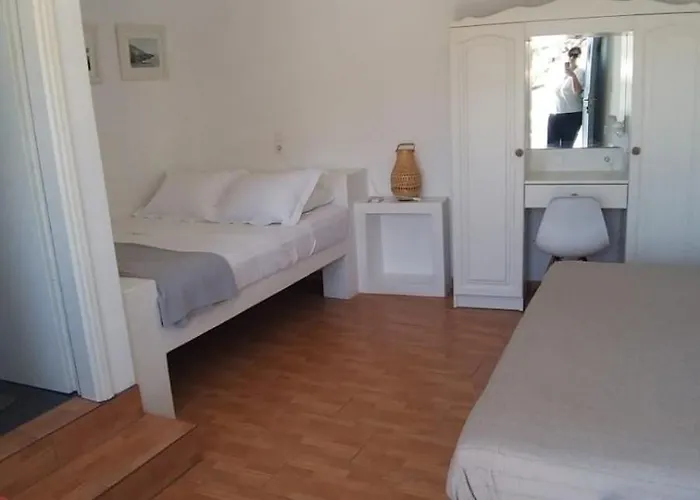 Hotel apartamentowy Pavezzo Ios